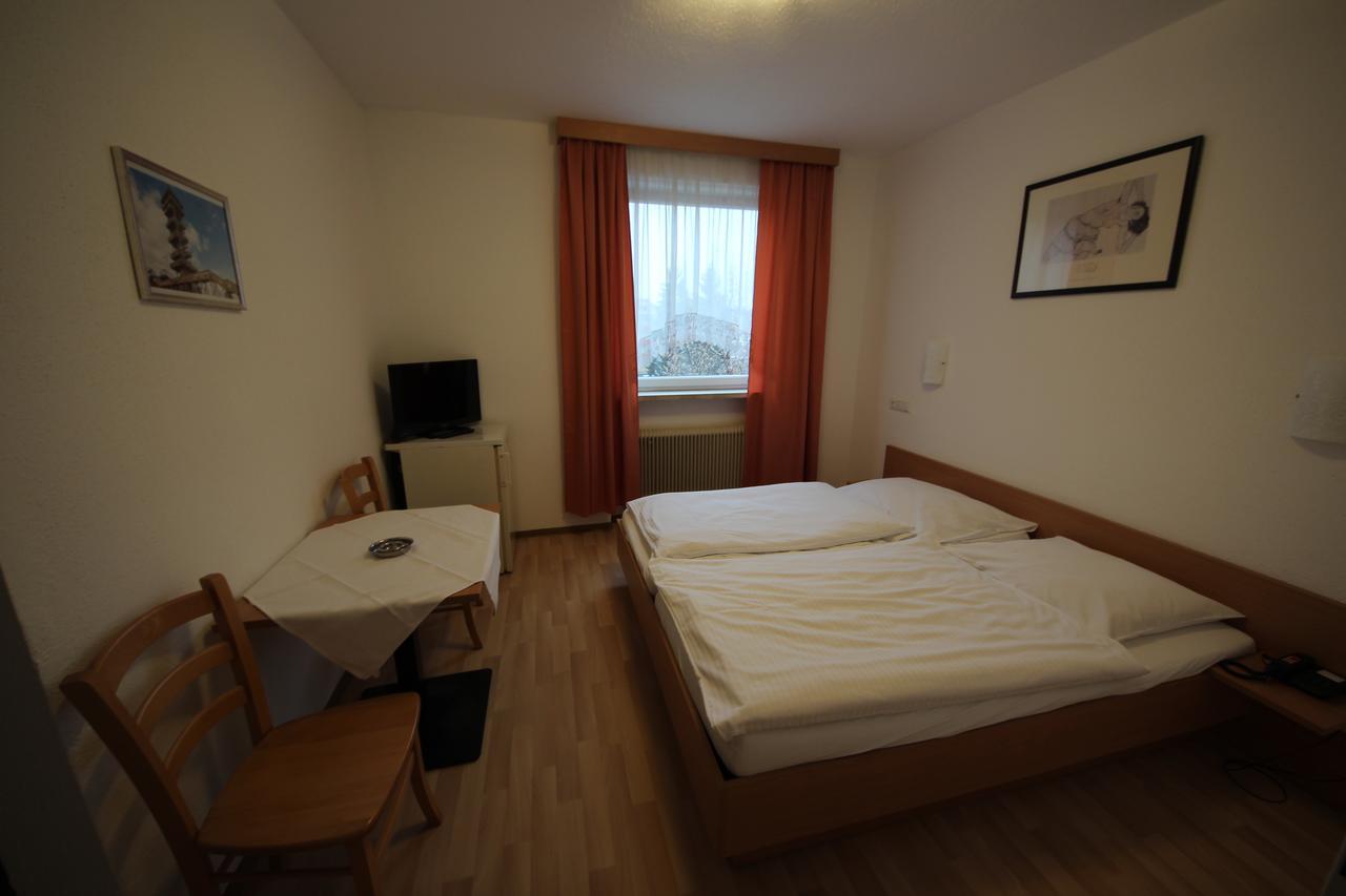 Hotel Kleinmuenchen ลินซ์ ภายนอก รูปภาพ