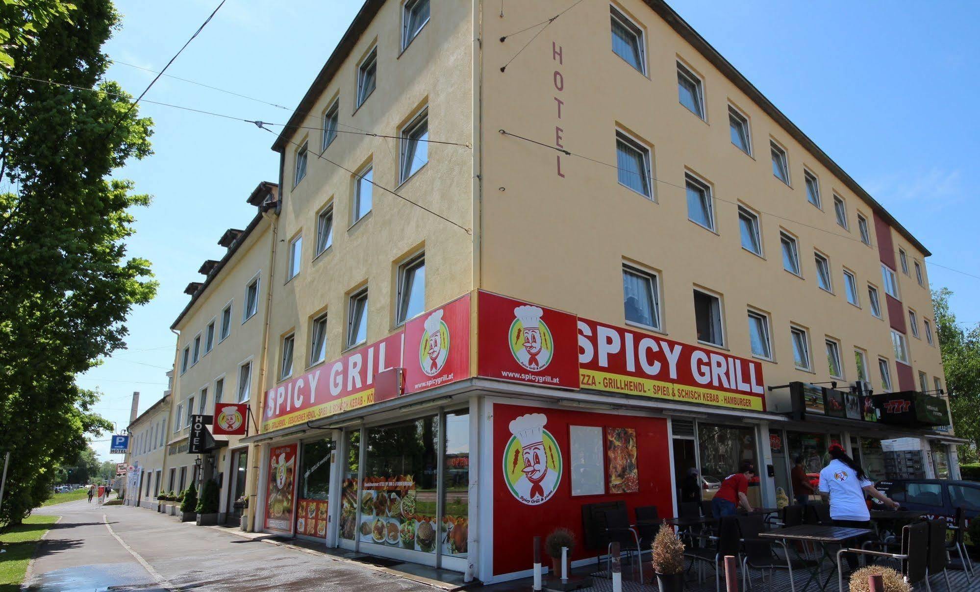 Hotel Kleinmuenchen ลินซ์ ภายนอก รูปภาพ